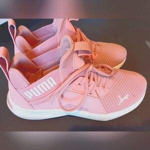 Puma Women's Softride Enzo Nxt Lace Up Running Shoes Pink
